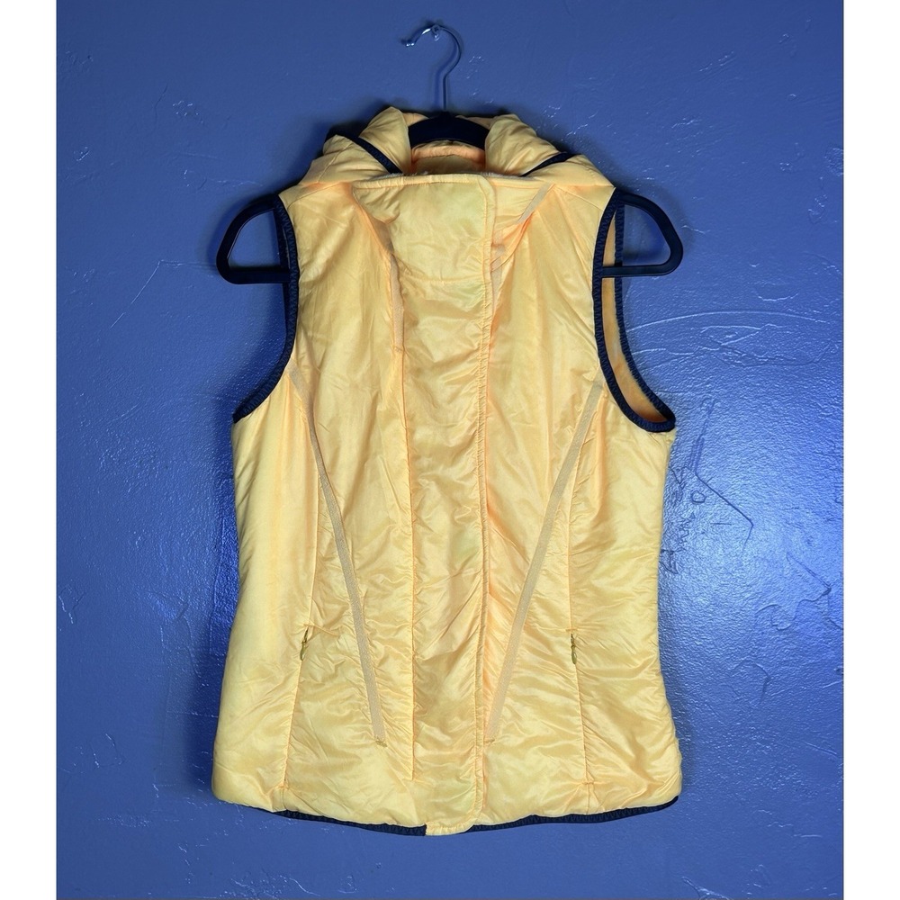 bright yellow Lululemon Glacier Vest quilted hood Women's Size 8 Soft Warm Cozy